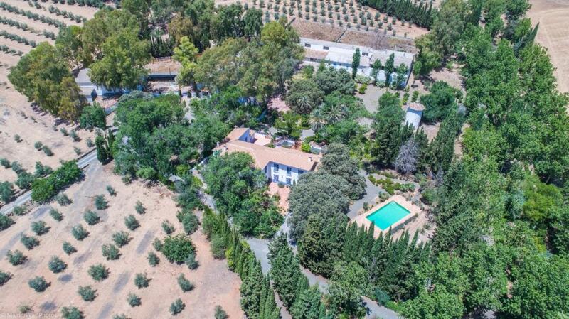 7 Cuarto Casa de Campo en venta