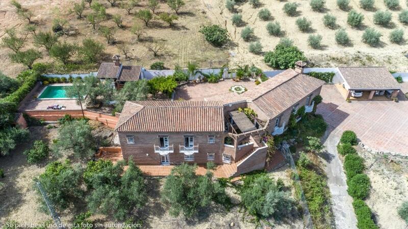 4 bedroom Country House for sale