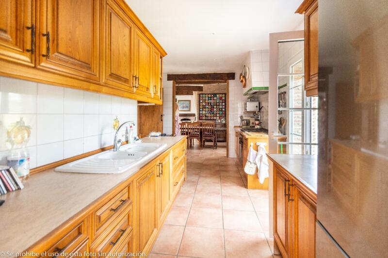 4 bedroom Country House for sale