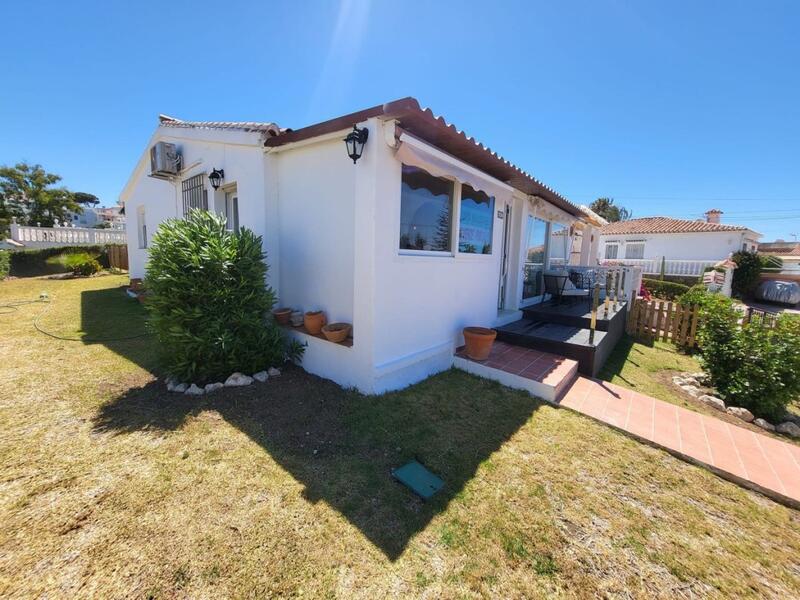 Townhouse for sale in Mijas Costa, Málaga