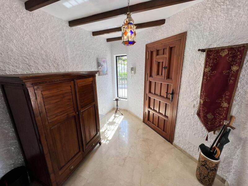 4 Cuarto Villa en venta