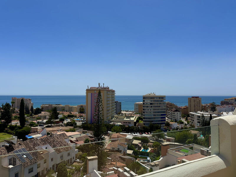 Stadthaus zu verkaufen in Fuengirola, Málaga