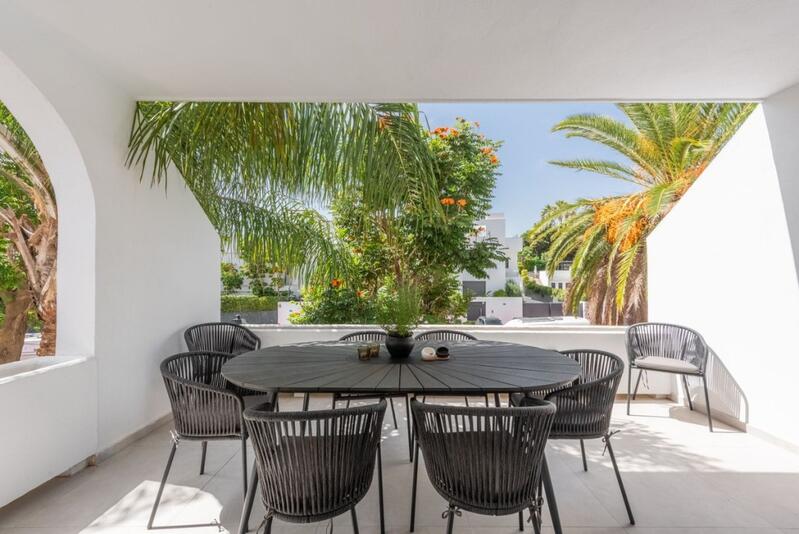 Appartement zu verkaufen in Nueva Andalucia, Málaga