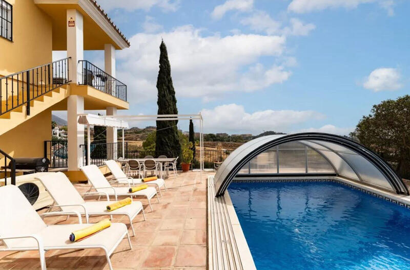 Villa for sale in Mijas Costa, Málaga