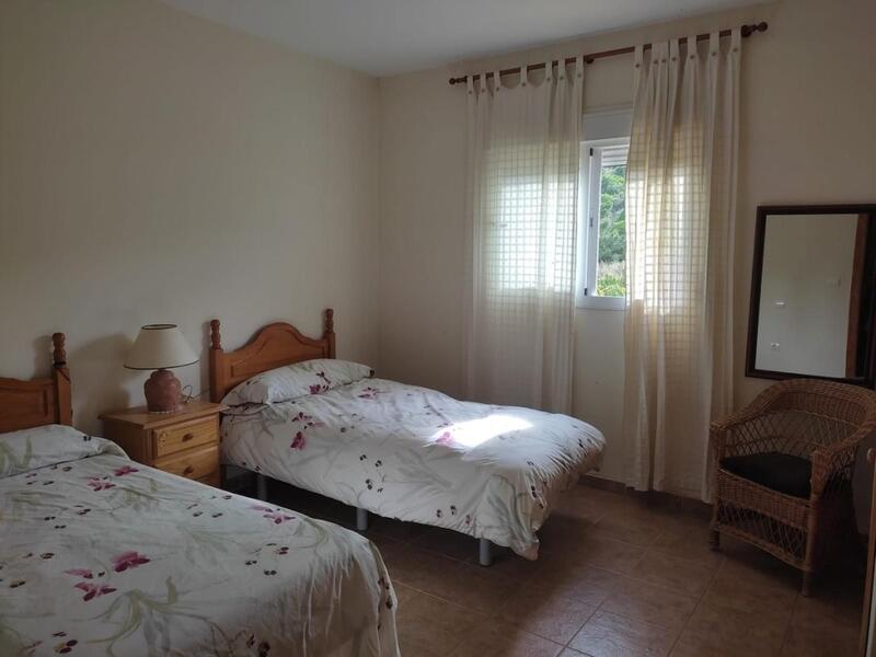 2 Cuarto Villa en venta