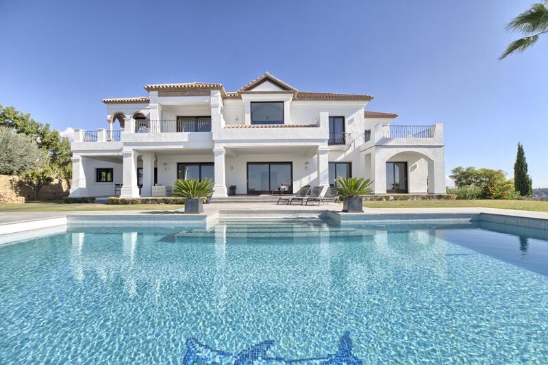 6 bedroom Villa for sale