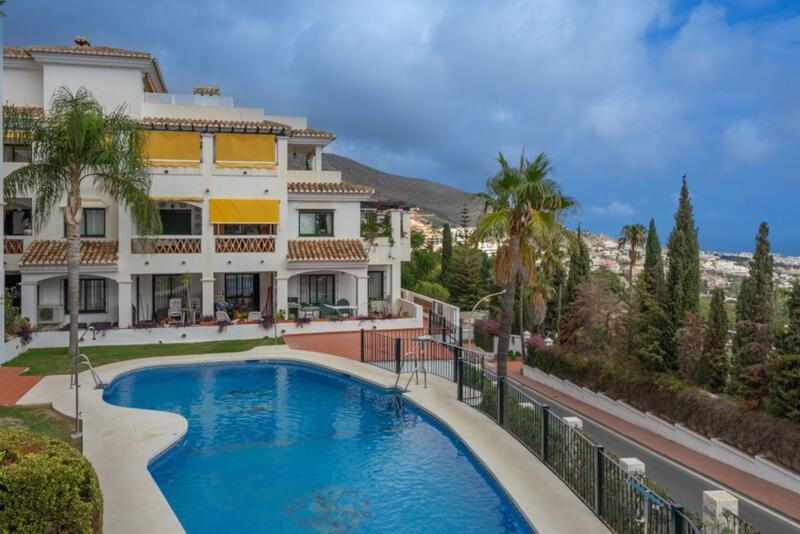 Apartment for sale in Benalmadena, Málaga