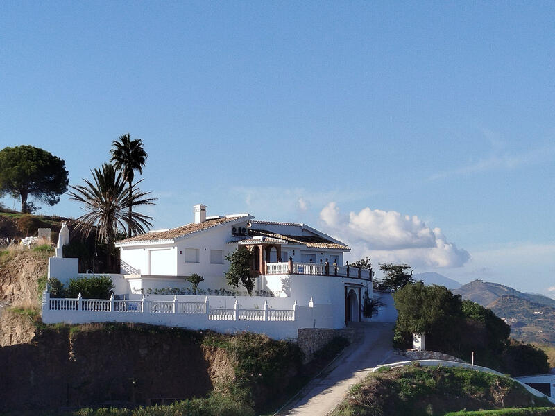 Villa en venta en Mijas Costa, Málaga