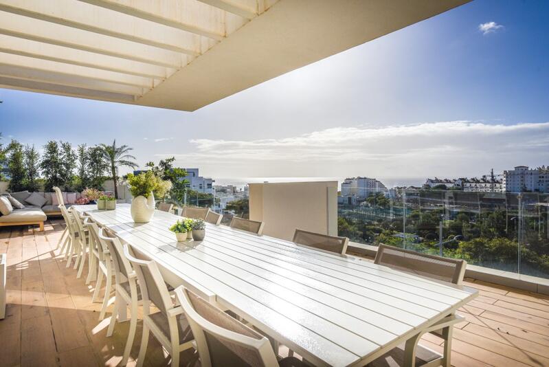 Apartamento en venta en Estepona, Málaga