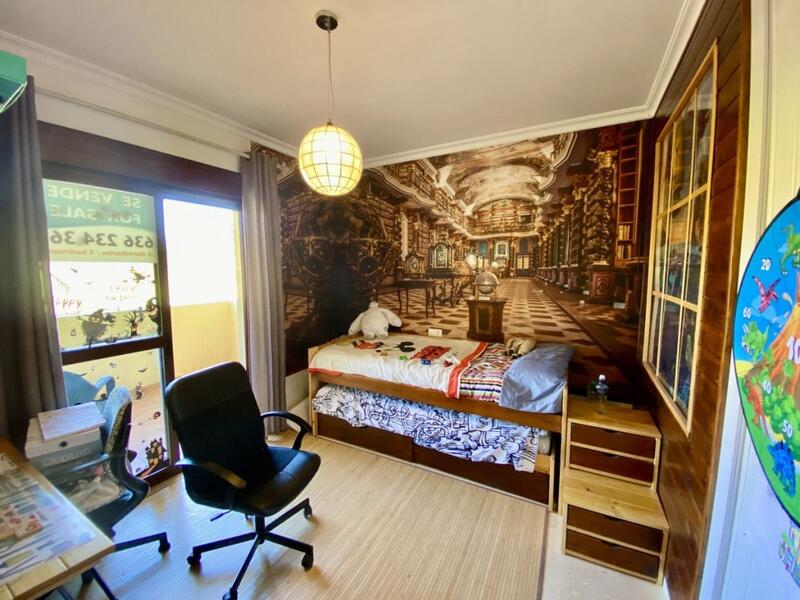 4 Schlafzimmer Appartement zu verkaufen