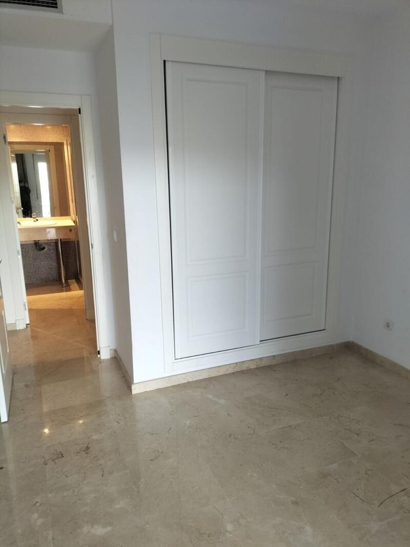 2 slaapkamer Appartement Te koop