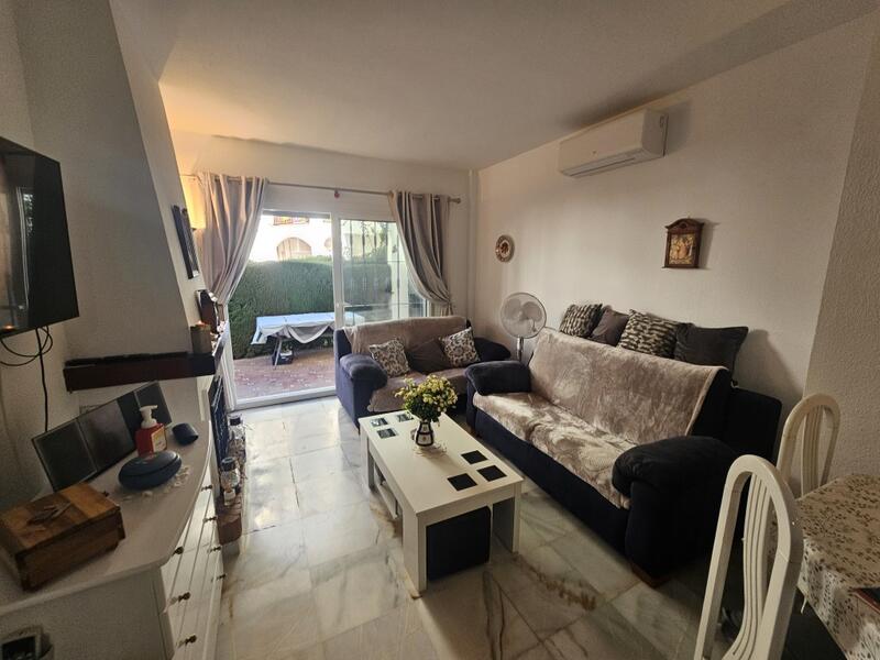 Apartment for sale in Calahonda, Málaga