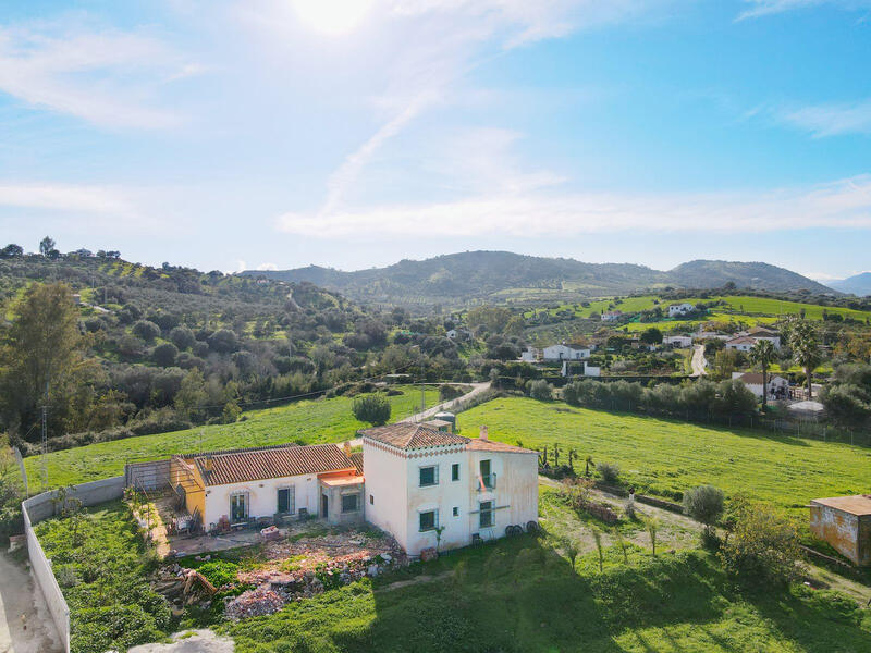 Country House for sale in Coin, Málaga