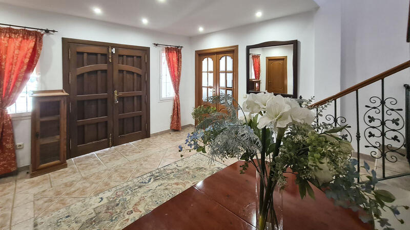 5 Cuarto Villa en venta