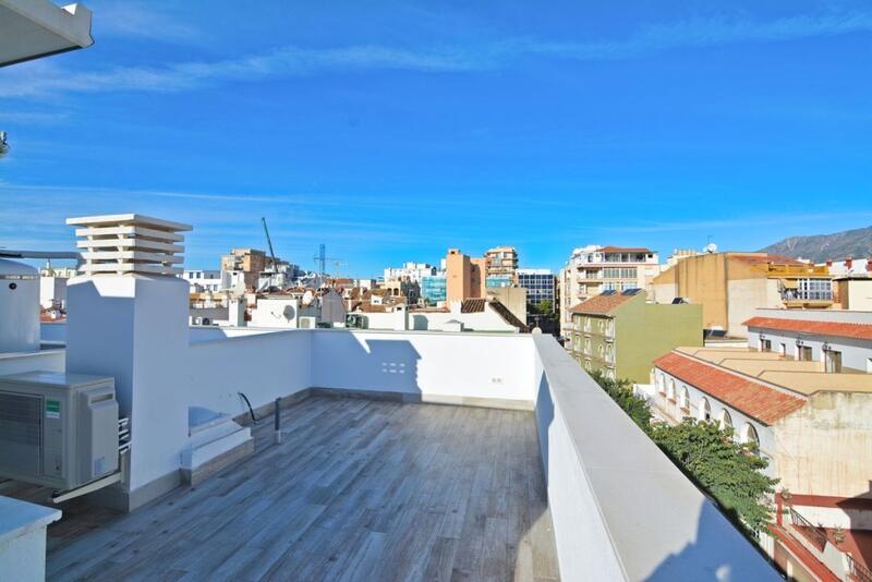 Apartamento en venta en Fuengirola, Málaga