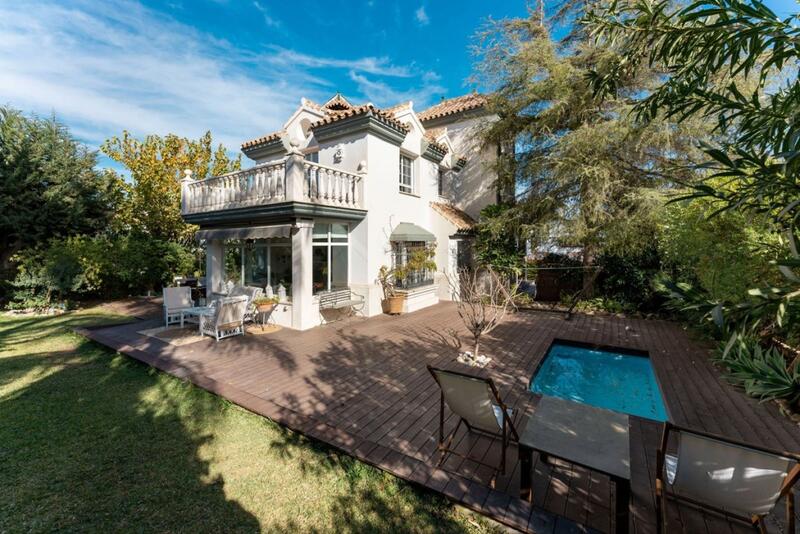 Villa en venta en Coin, Málaga