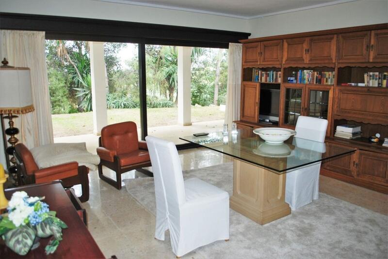 6 bedroom Villa for sale