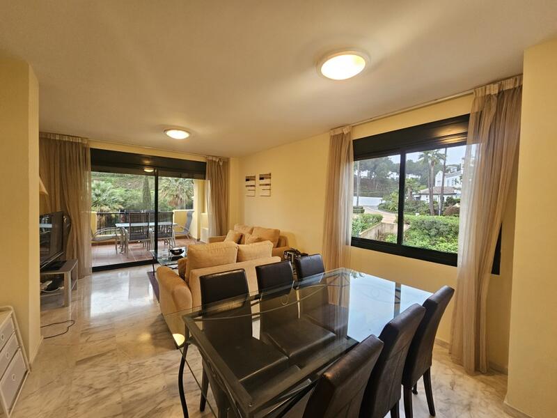 Apartment for sale in Riviera del Sol, Málaga