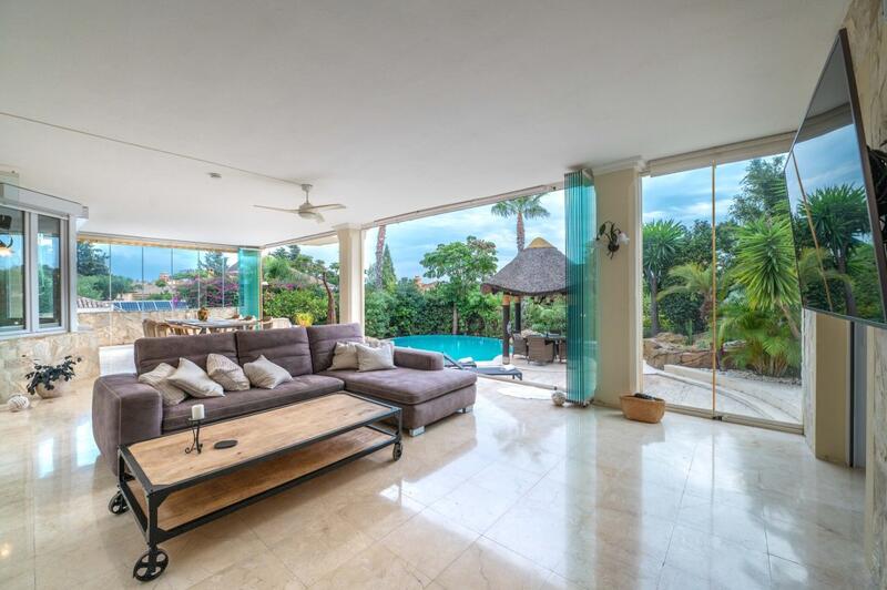 5 bedroom Villa for sale