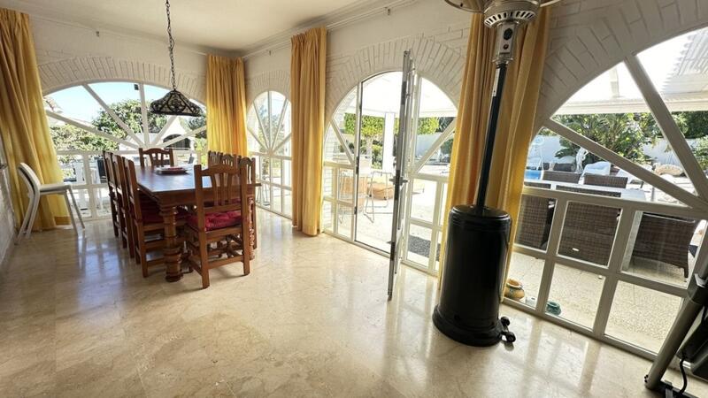 4 chambre Villa à vendre