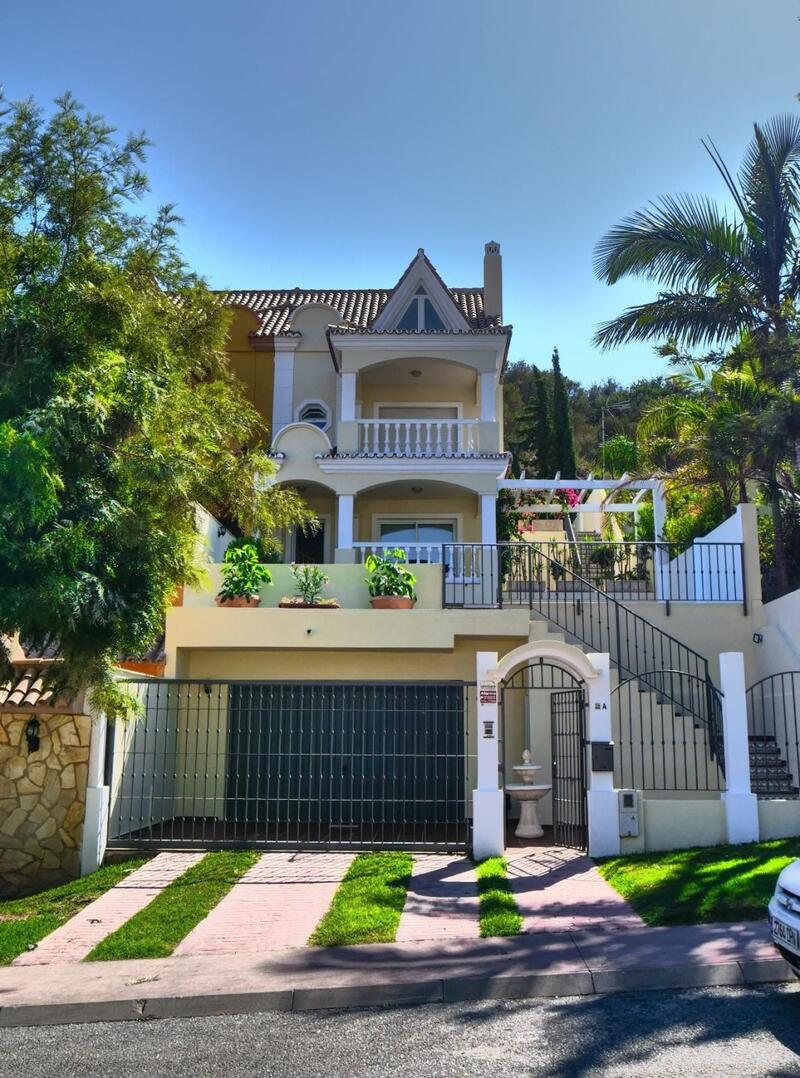 Maison de Ville à vendre dans Benalmadena, Málaga