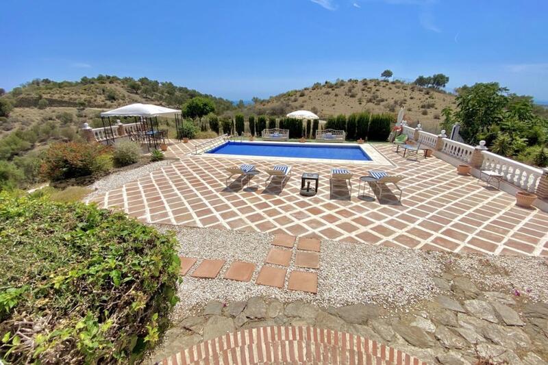 Country House for sale in La Cala de Mijas, Málaga