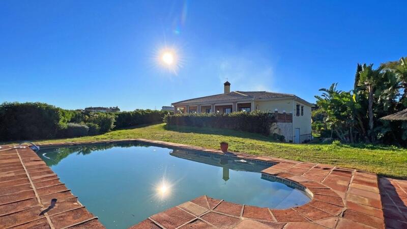 3 bedroom Country House for sale