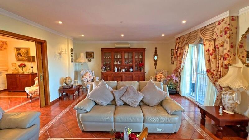 3 bedroom Country House for sale