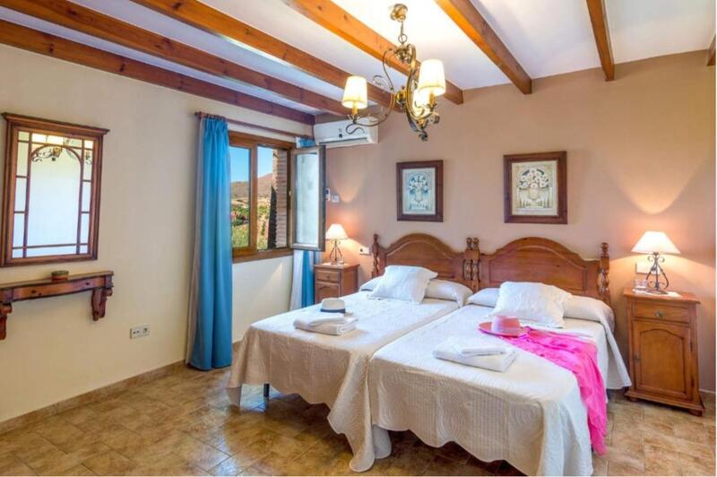 4 chambre Auberge à vendre