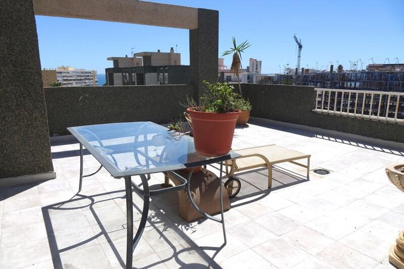 Apartamento en venta en Benalmadena, Málaga